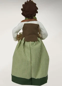 Woman Selling Crabs, Byers Choice, Zms266C